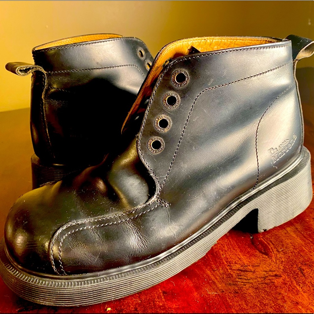 Vintage Dr Doc Martens Boots